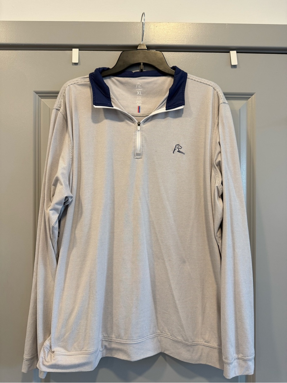 Rhoback Light Gray Long-Sleeve Quarter-Zip with Navy Collar